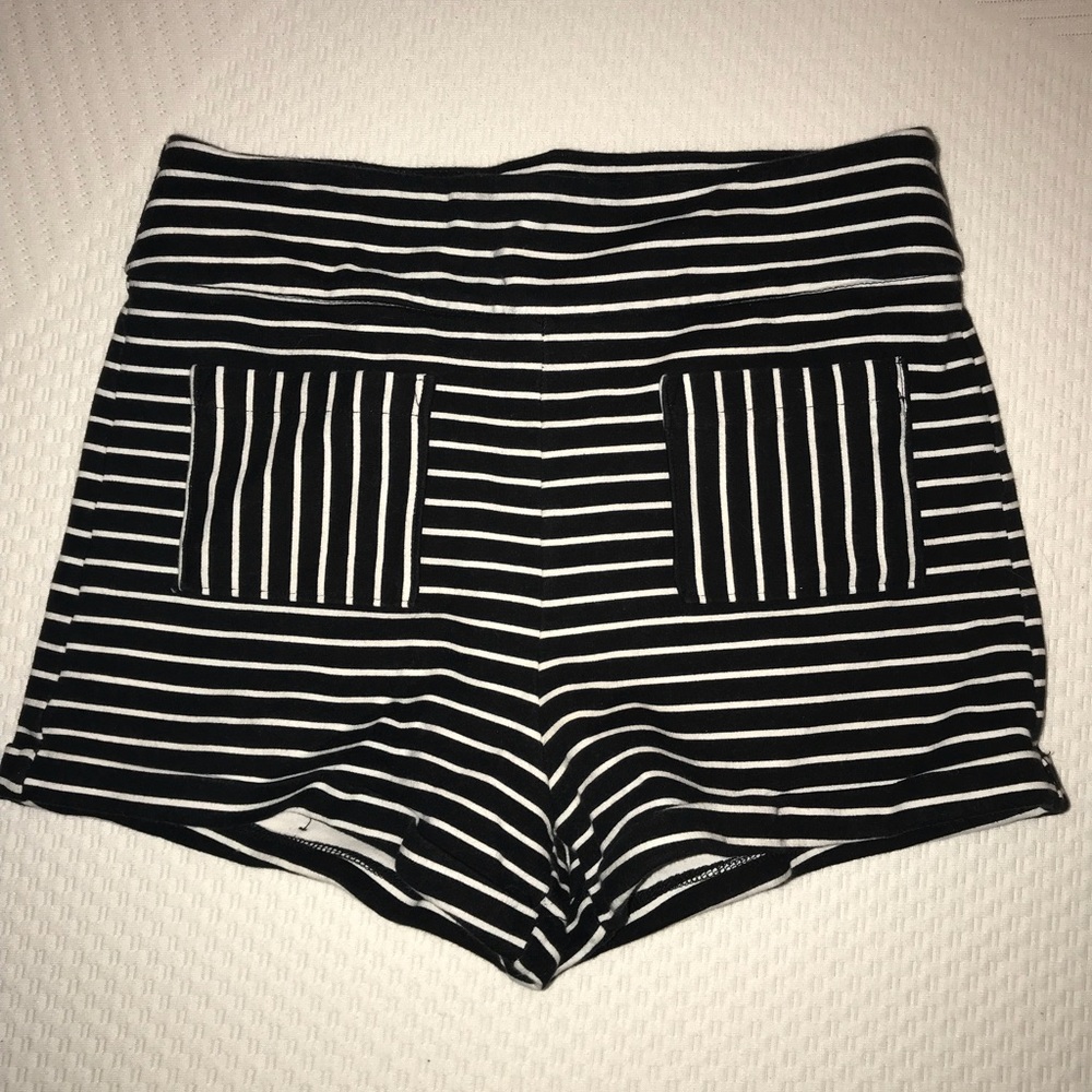Hollister High-Waisted Shorts